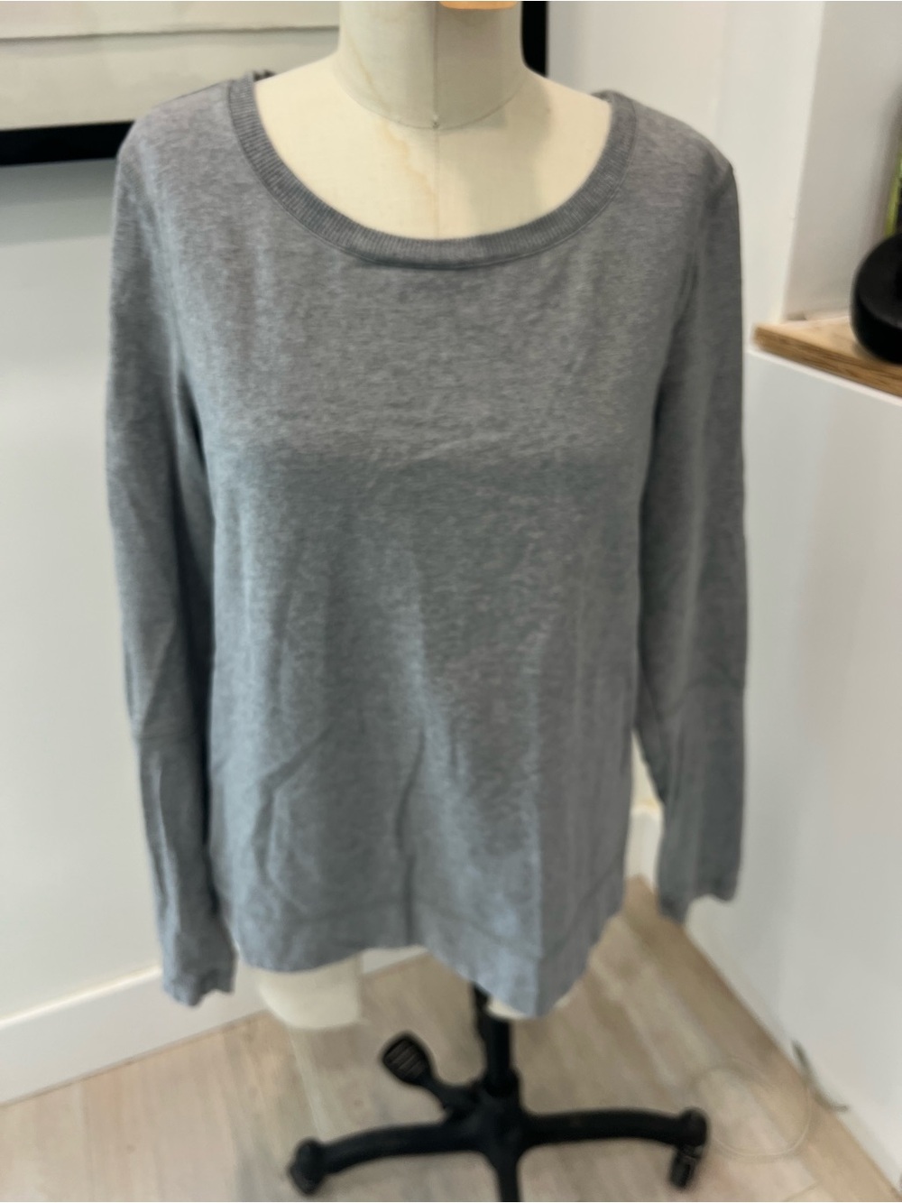 lululemon athletica Soft Gray Long-Sleeve Crewneck